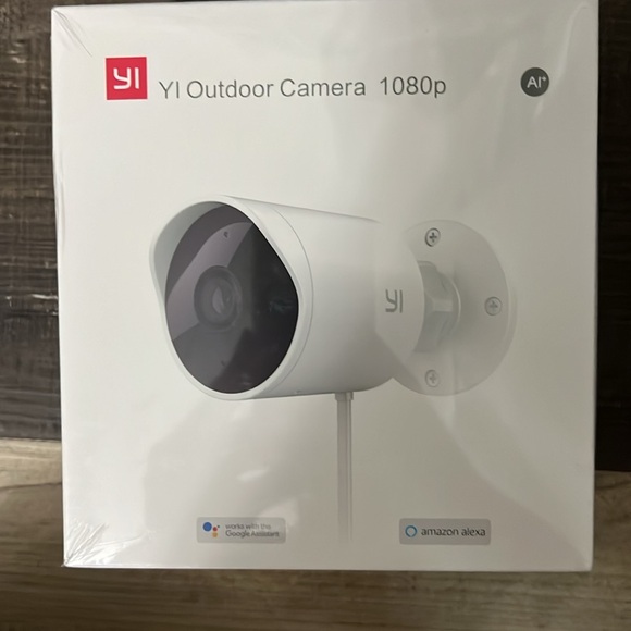 One outdoor and one indoor brand new in sealed box - Picture 4 of 6